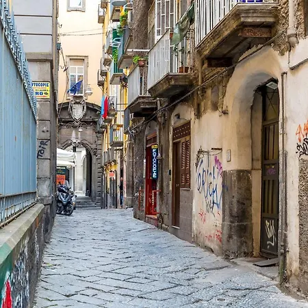 Appartamento San Marcellino Cool And By Napoliapartments Napoli