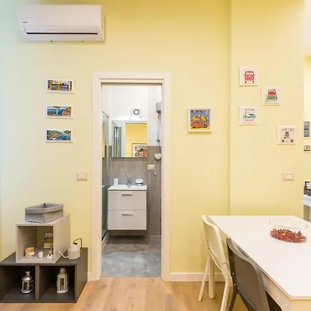 Appartamento San Marcellino Cool And By Napoliapartments *